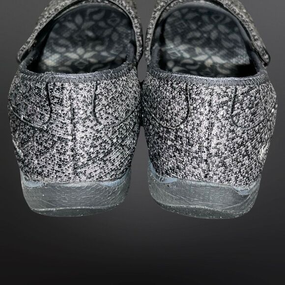 Skechers Relaxed Fit Fabric Mary Jane Shoes Size 9 - Picture 4 of 6